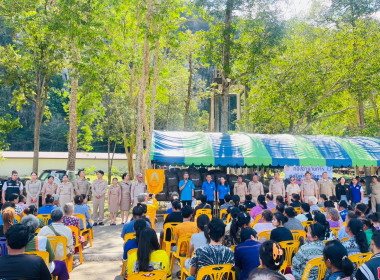 การเยี่ยมเยียนศูนย์พักพิงชั่วคราวในพื้นที่จังหวัดสระแก้ว พารามิเตอร์รูปภาพ 1